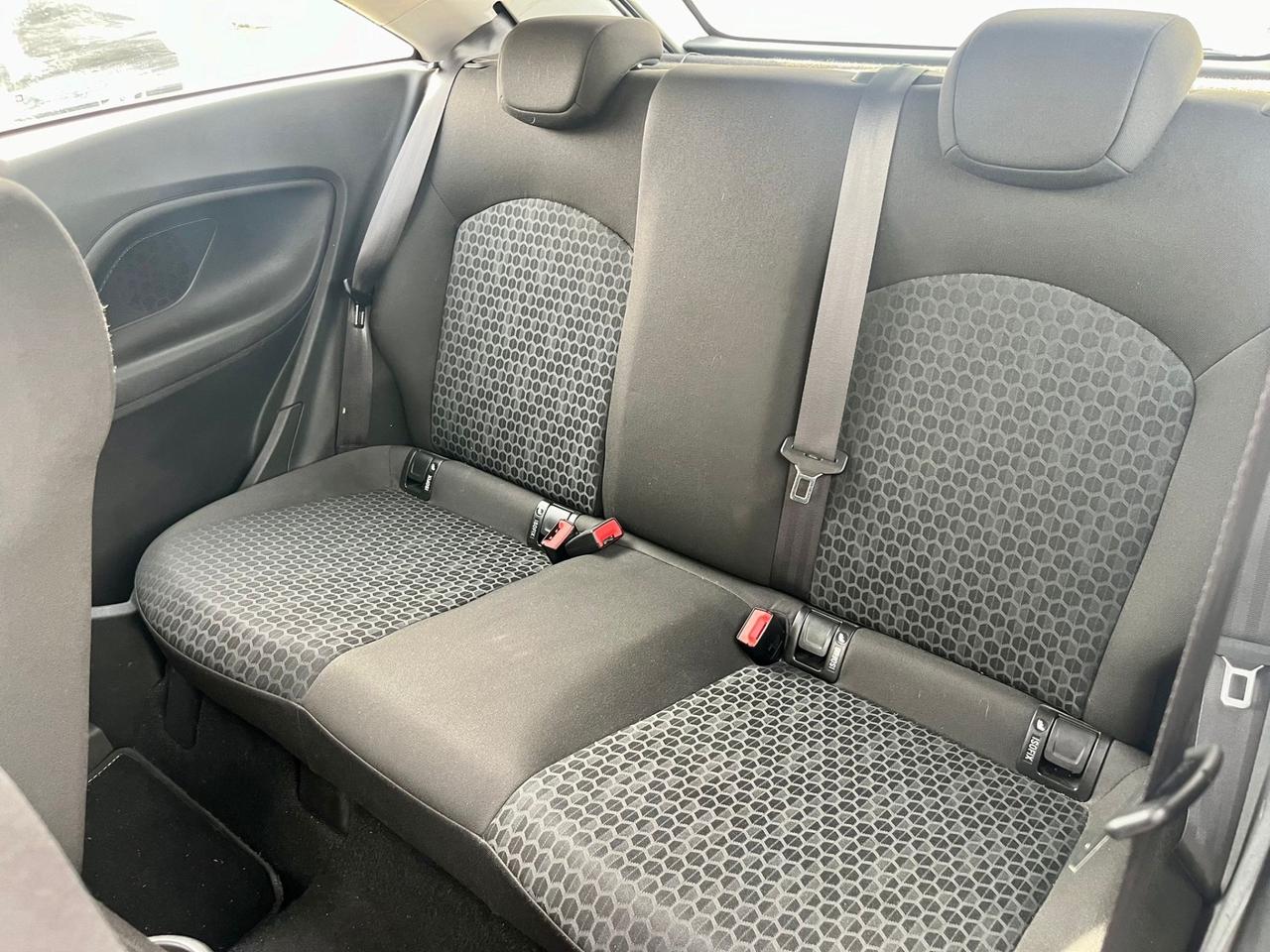 Opel Corsa 1.4GPL 122.000km 2017 per neopatentati