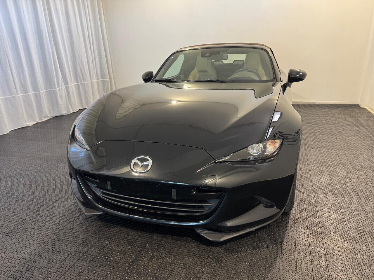 Mazda MX-5 1.5L Skyactiv-G Exceed