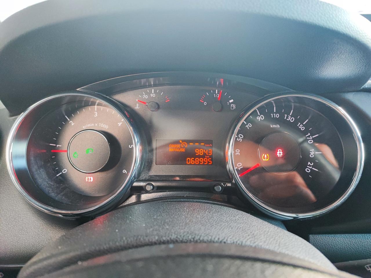 Peugeot 3008 1.6 HDi 115CV Active