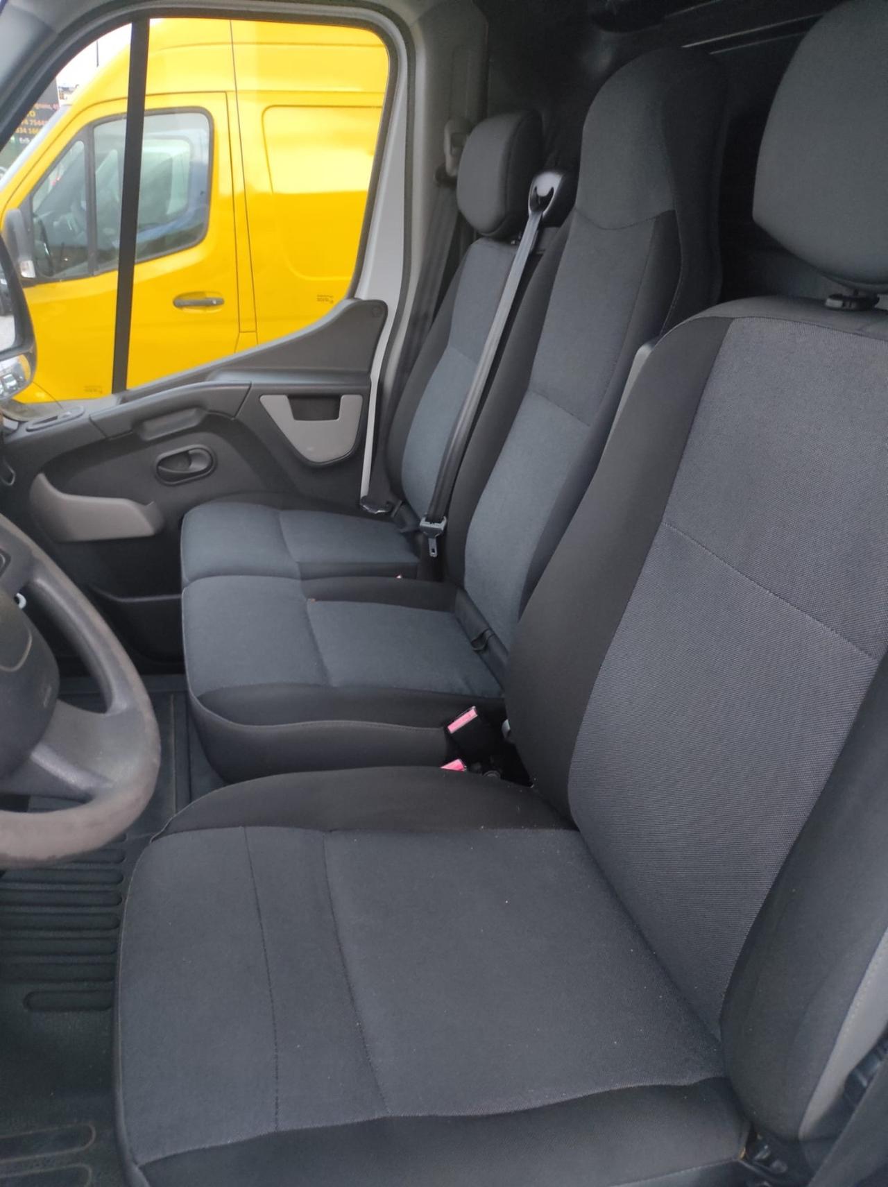 Renault Master T35 2.3Dci 131CV Iva Compresa