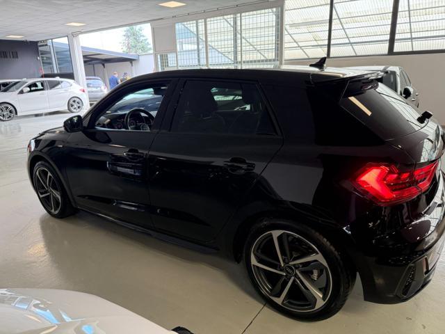 AUDI A1 SPB 30 TFSI Identity Black S-line