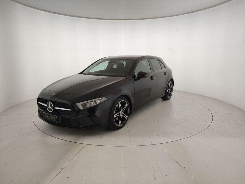 Mercedes-Benz Classe A A 180 d Sport Night edition auto