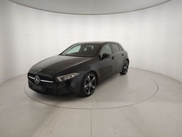 Mercedes-Benz Classe A A 180 d Sport Night edition auto