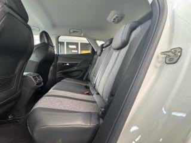 PEUGEOT 3008 PureTech Turbo 130 S&S EAT8 Allure