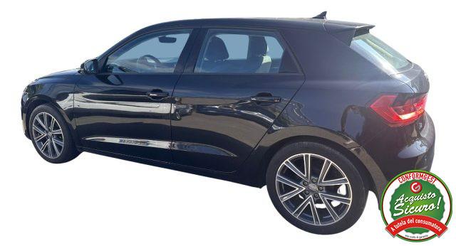 AUDI A1 citycarver 25 TFSI Admired