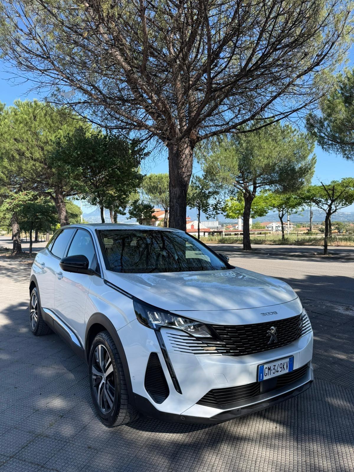 Peugeot 3008 BlueHDi 130 S&S EAT8 Allure
