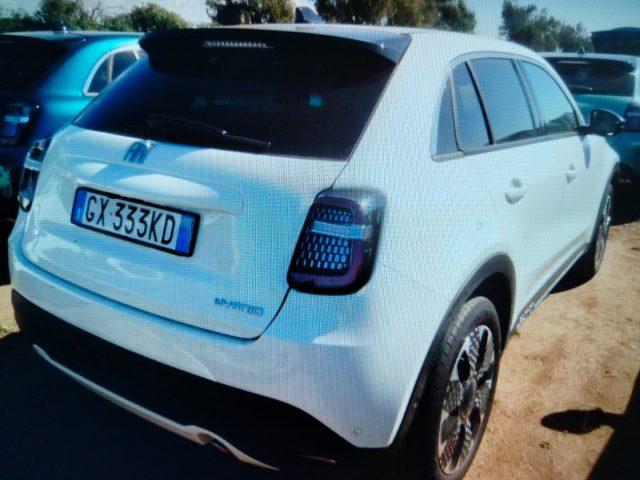 FIAT 600 Hybrid 100 CV DCT MHEV La Prima