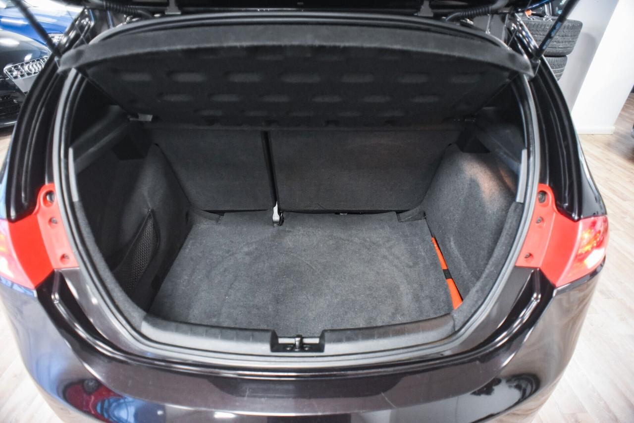 SEAT Leon MIDNIGHT VIOLET 2.0 tsi Cupra R Bluetooth