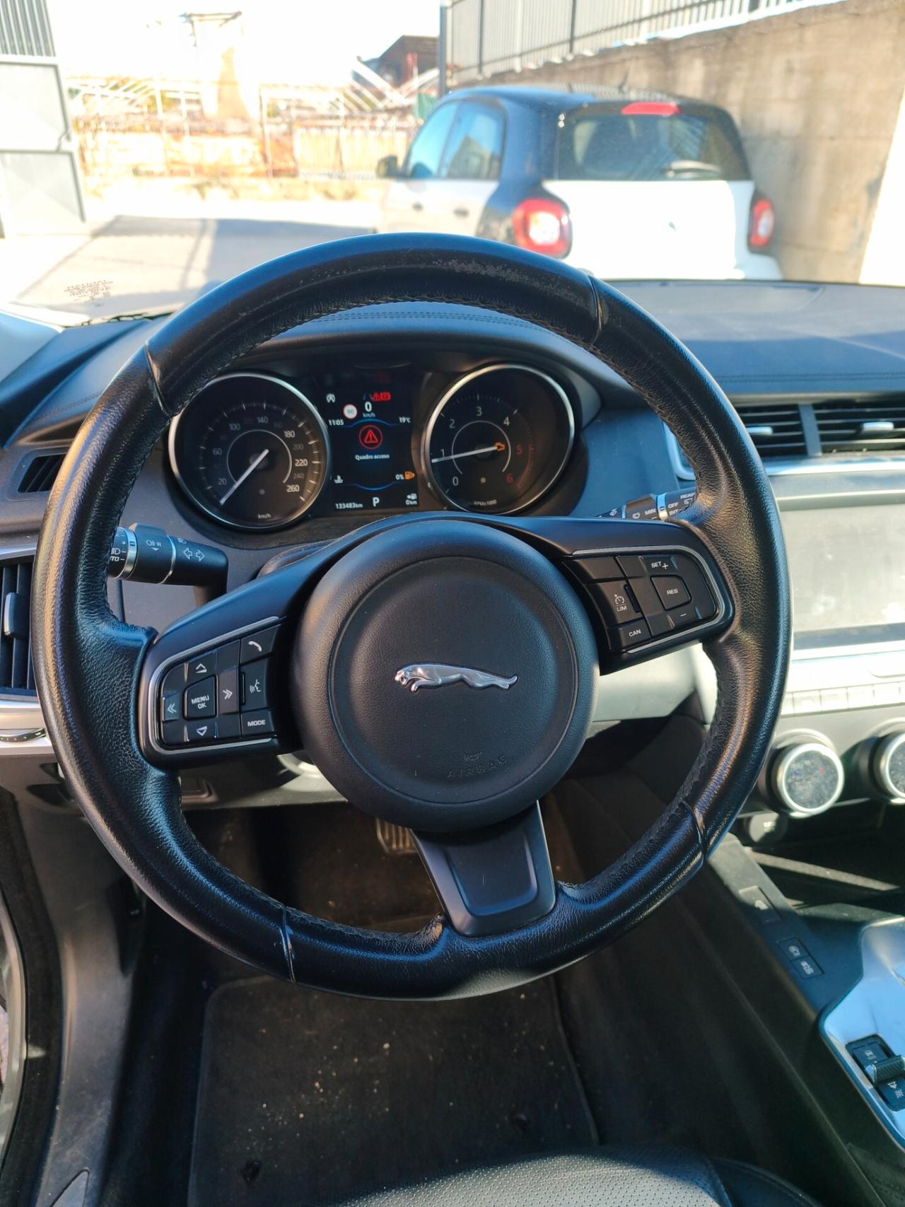 Jaguar E-Pace 2.0D 150 CV AWD aut. S 360 full led