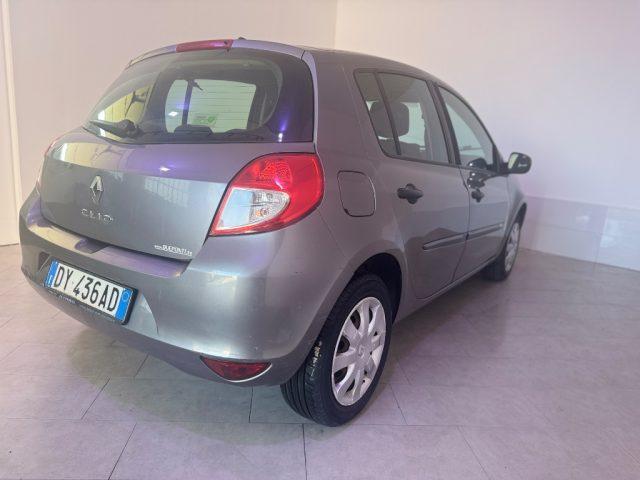 RENAULT Clio 1.2 16V 5 porte LuxeRY