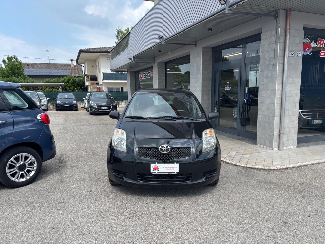 Toyota Yaris 1.0 Benzina Neopatentati