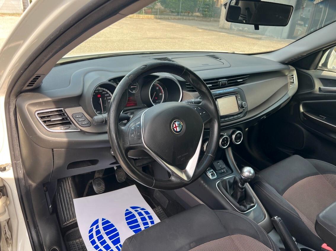 Alfa Romeo Giulietta 1.6 jtdm 105 cv Exclusive NEOPATENTATI