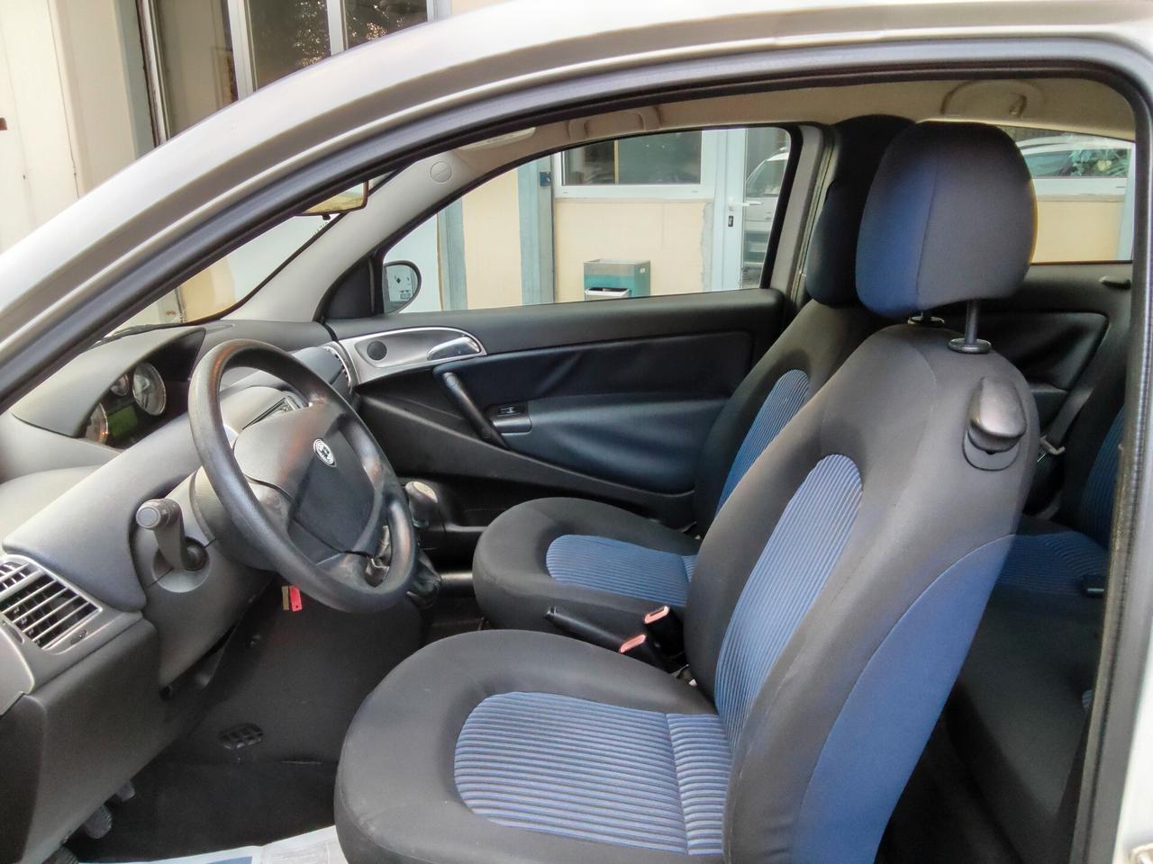Lancia Ypsilon 1.2 Argento