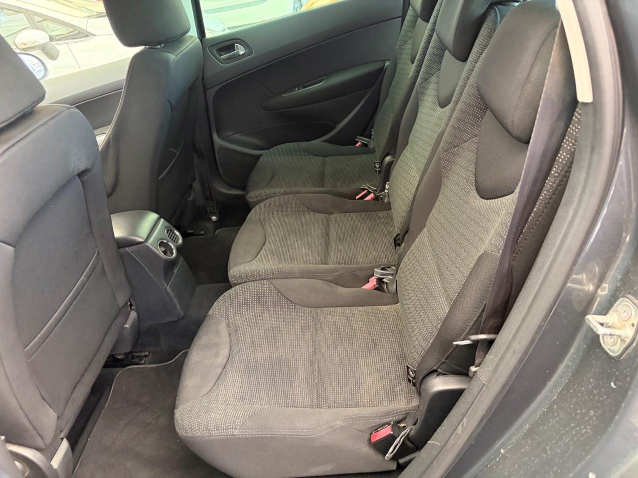 Peugeot 308 1.6 HDi 110CV SW Ciel Sportium