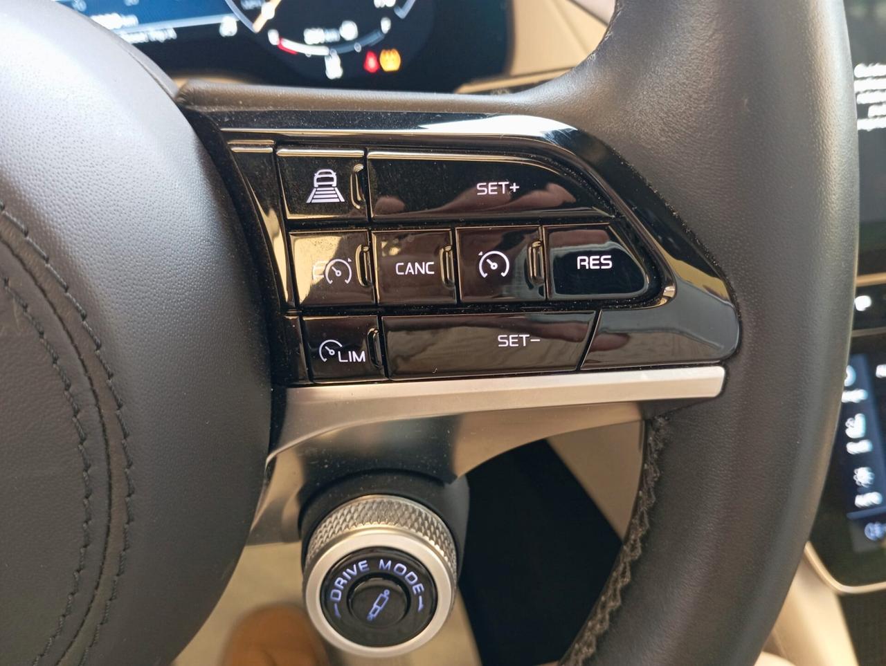 Maserati Grecale MHEV 330 CV AWD Modena (COLORE GRIO LAVA OPACO)