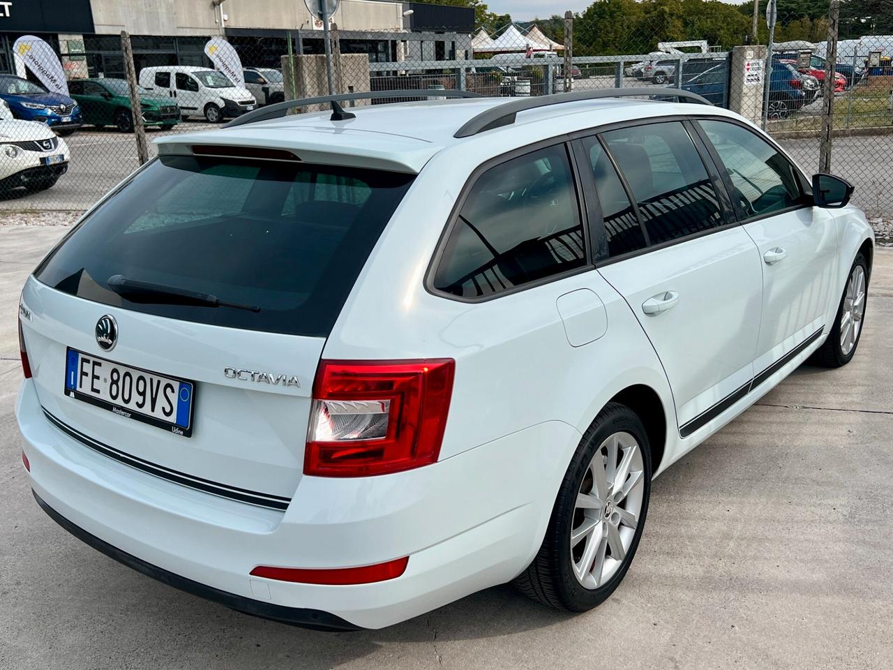 Skoda Octavia Wagon 1.6 TDI 110 CV DSG