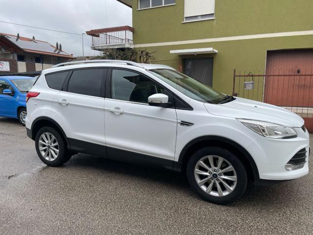 FORD Kuga 2.0 TDCI 120 CV S&S 2WD Titanium