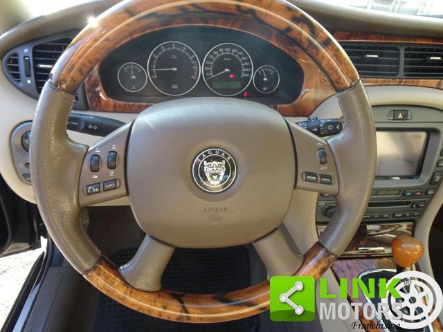 JAGUAR X-Type 3.0 V6 24V cat Executive