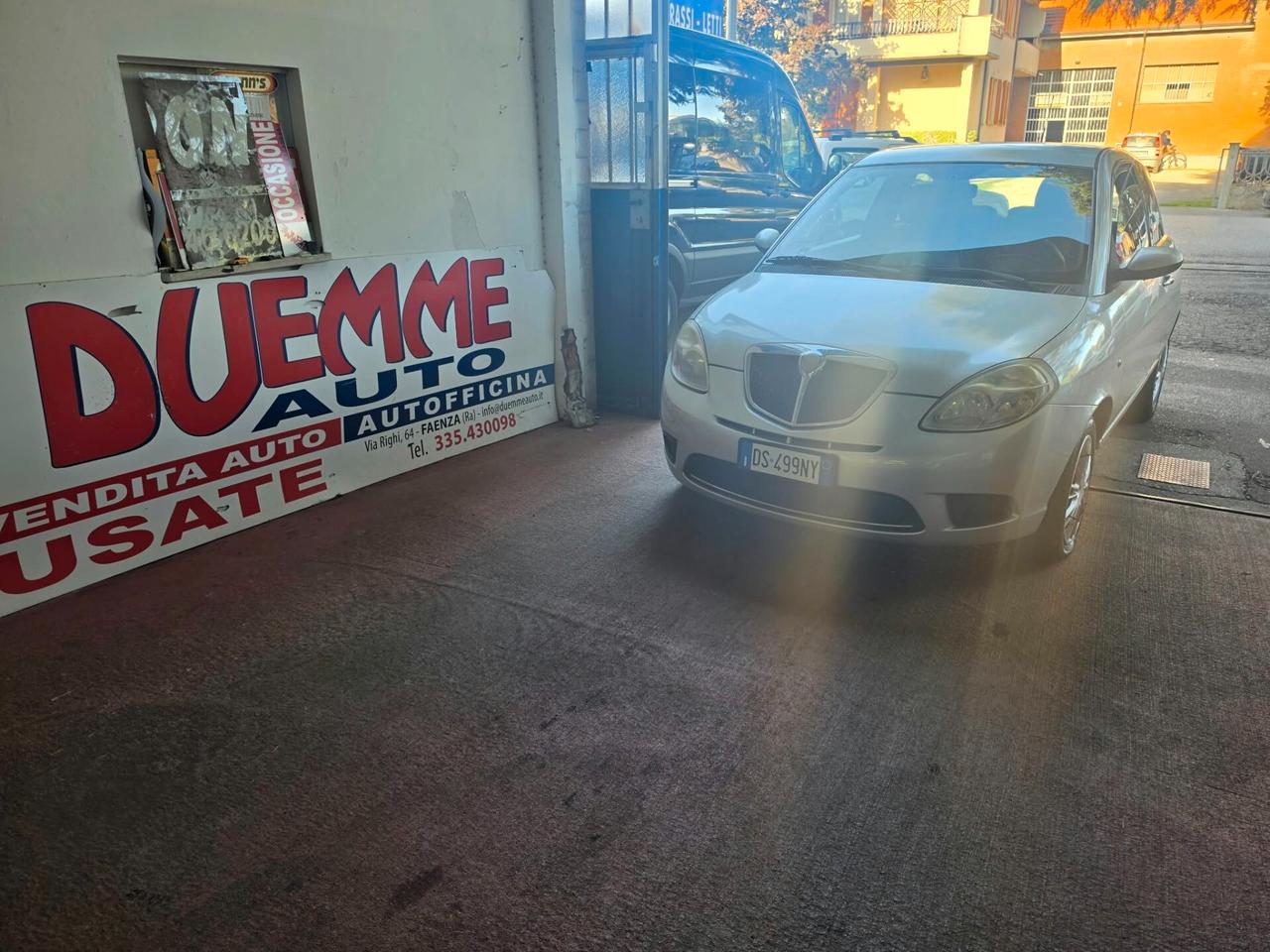 Lancia Ypsilon 1.3 MJT 75 CV Oro rate da 99,00