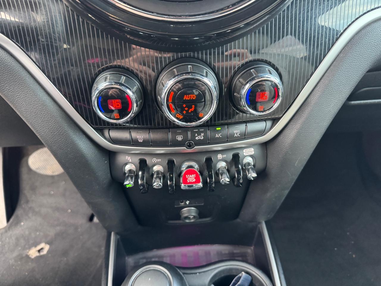 Mini Countryman 2.0 Cooper D NAVI/PELLE FARI LED