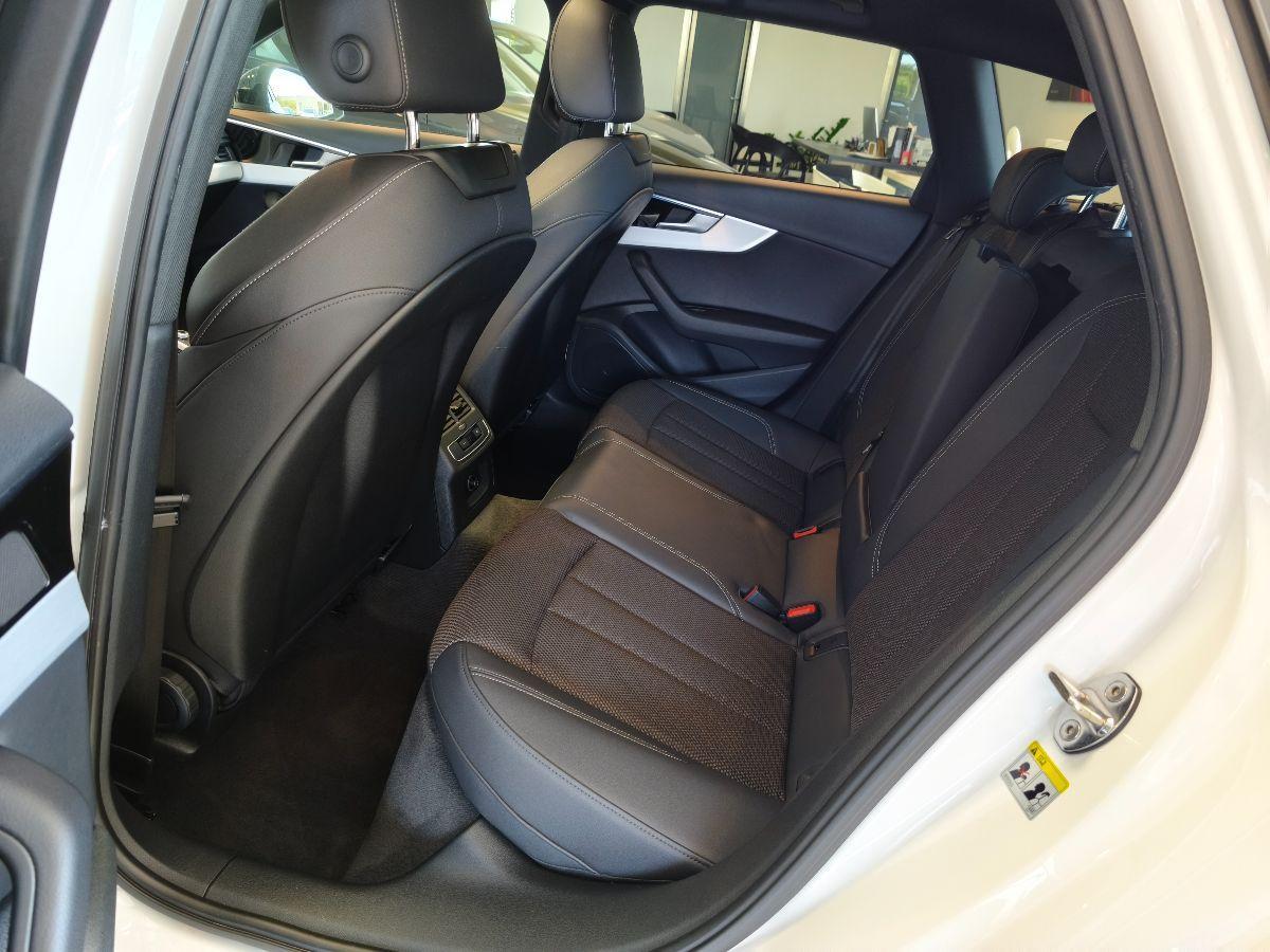 AUDI A4 Avant 2.0 TDI quattro S-LINE Tetto Iperfull