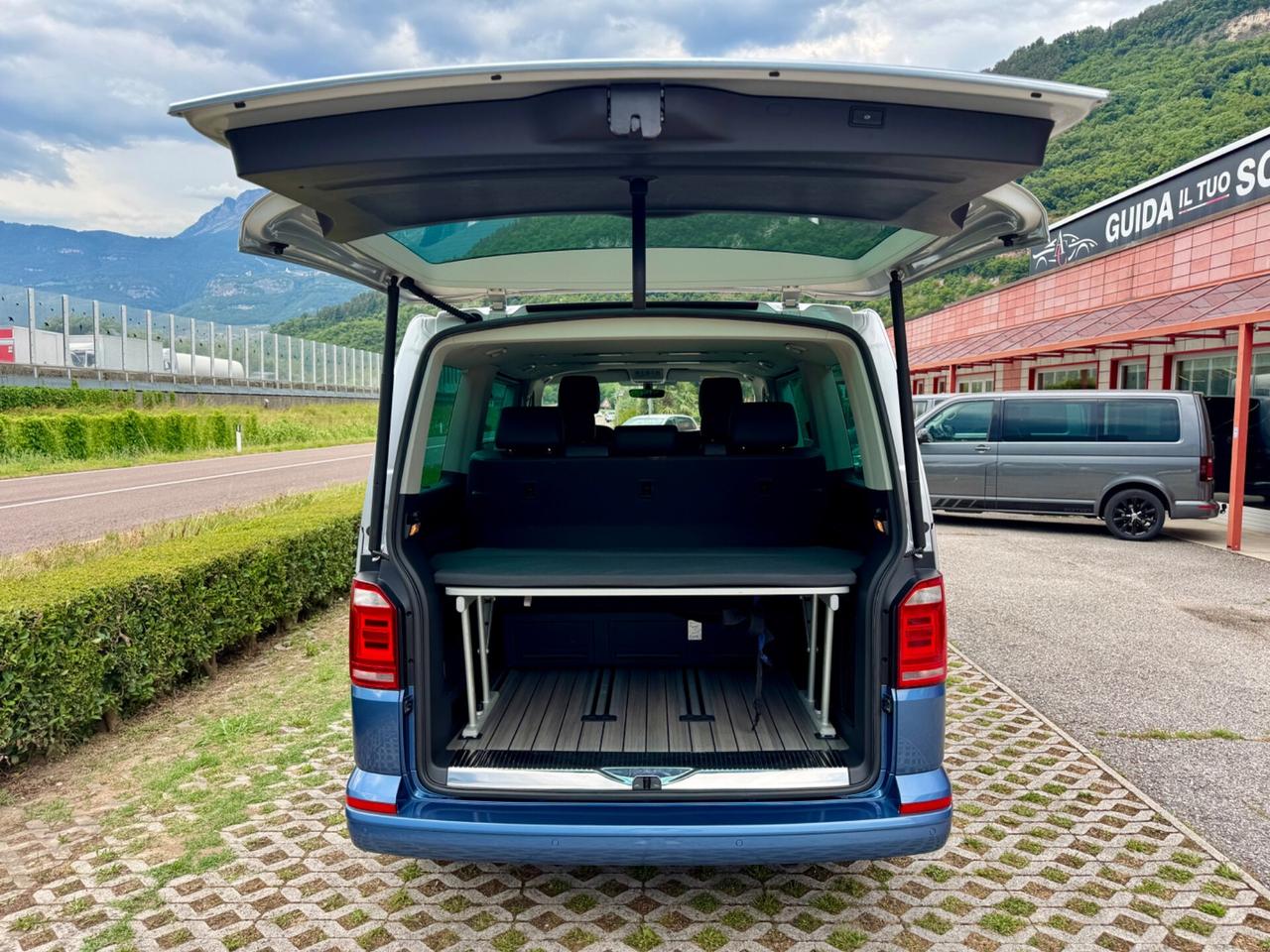 Volkswagen Multivan T6 BULLI SIX - WEBASTO FULL