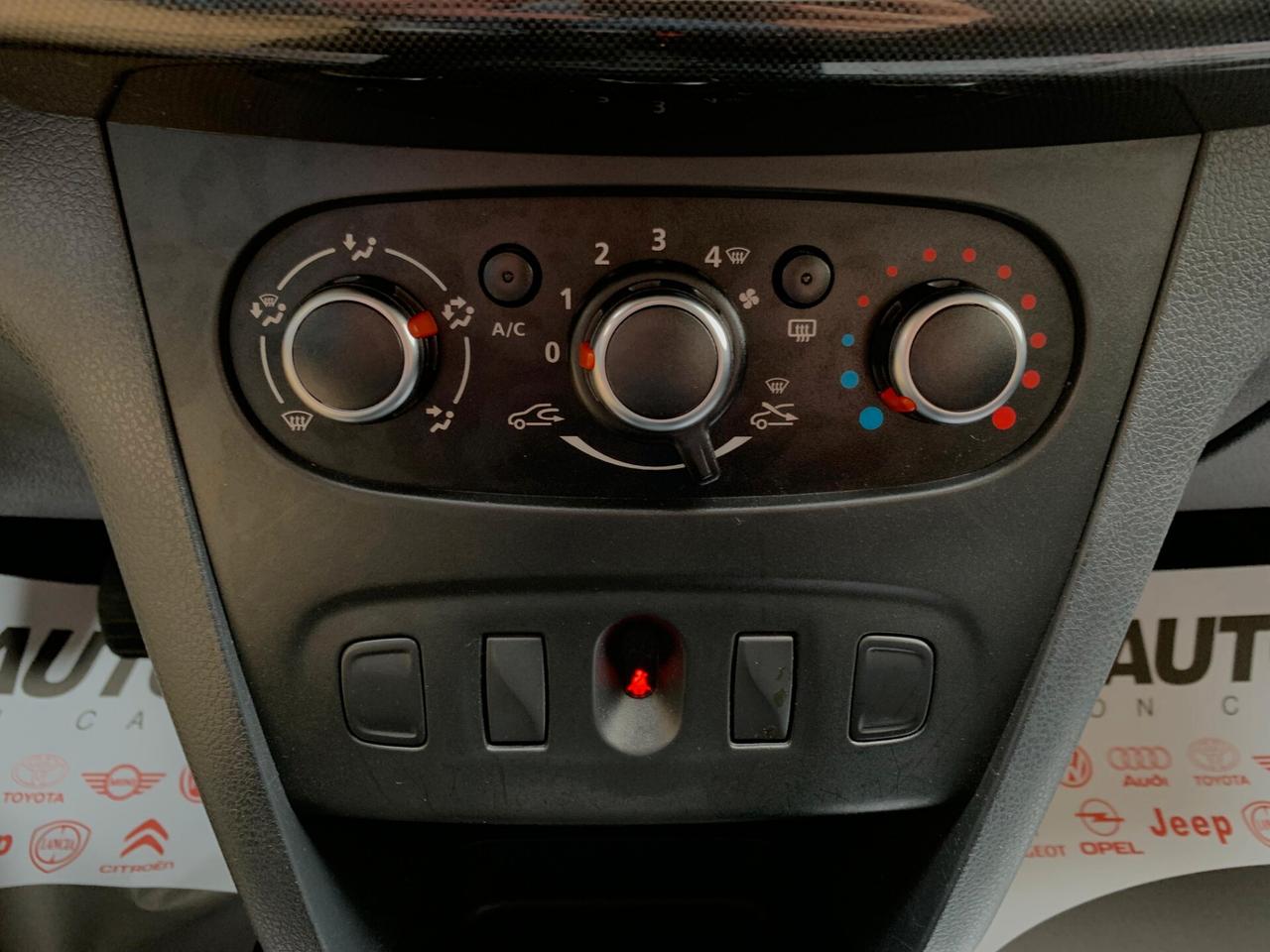 Dacia Sandero 1.5 dCi 8V 75CV Start&Stop Lauréate