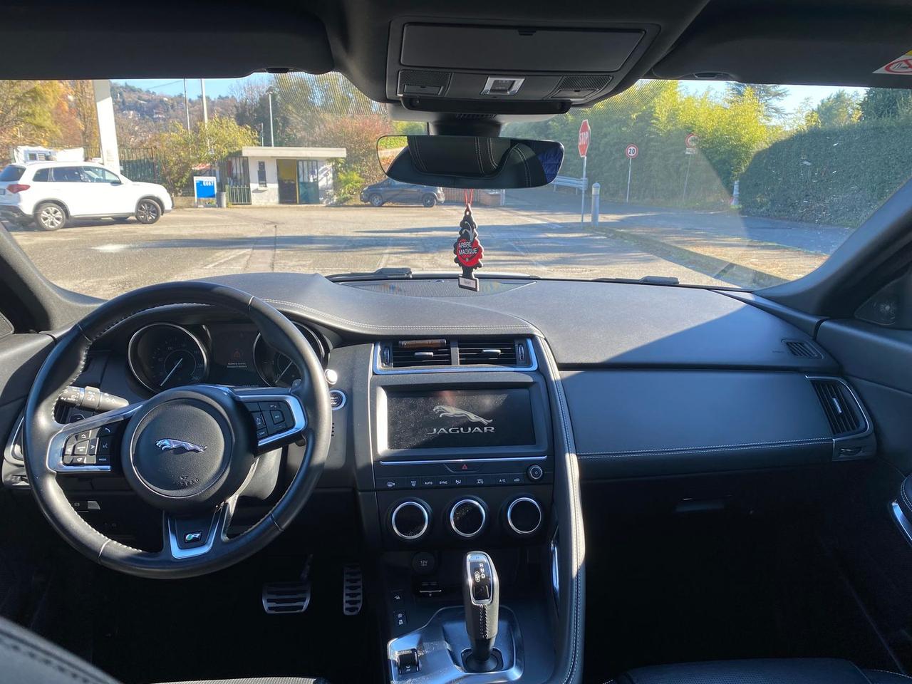 Jaguar E-Pace R-Dynamic HSE D 150 #8021