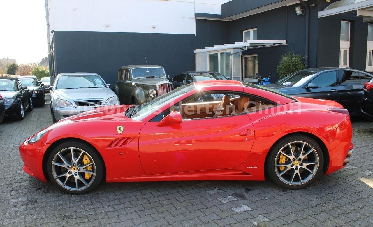 Ferrari California 4.3 V8 4 posti*NAVI*XENON*LM20"