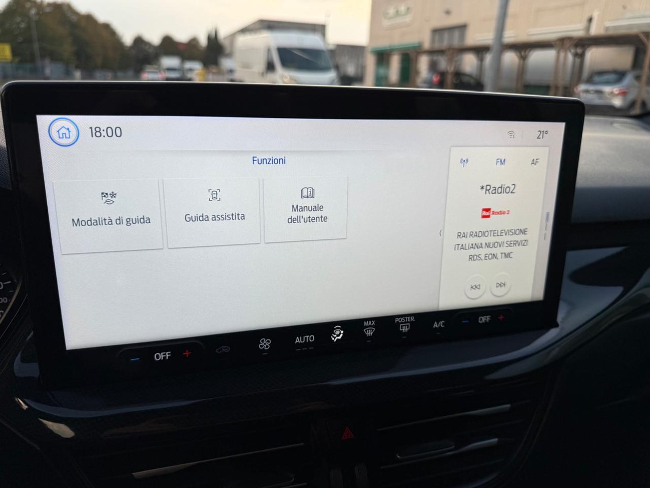 Ford Focus 1.0 EcoBoost Hybrid 125CV Powershift SW ST-Line Design