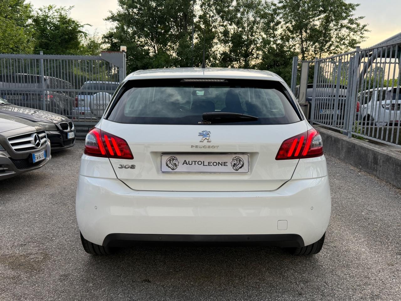 Peugeot 308 PureTech Turbo 130 S&S Allure