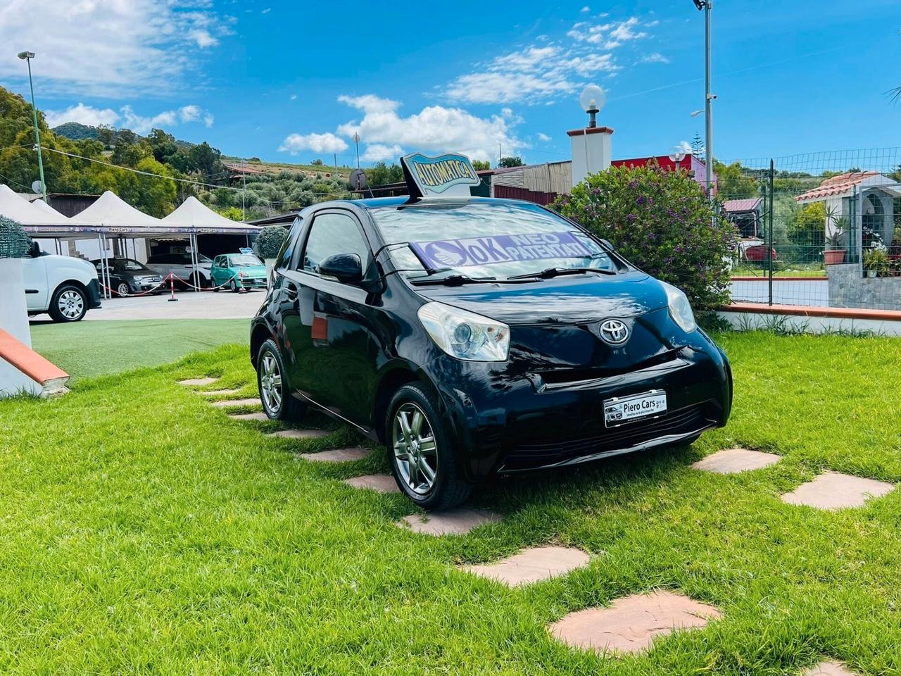 TOYOTA iQ 1.0 BENZINA AUTOMATICA