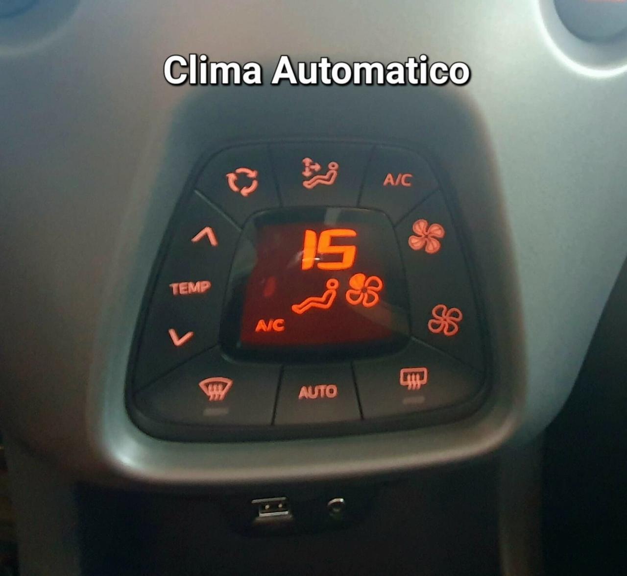 Toyota Aygo Connect 1.0 VVT-i 72 CV 5 porte x-clusiv