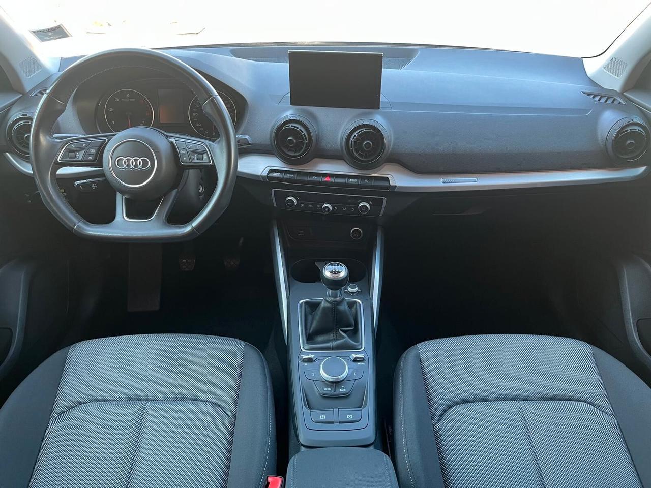 Audi Q2 30 TDI Business