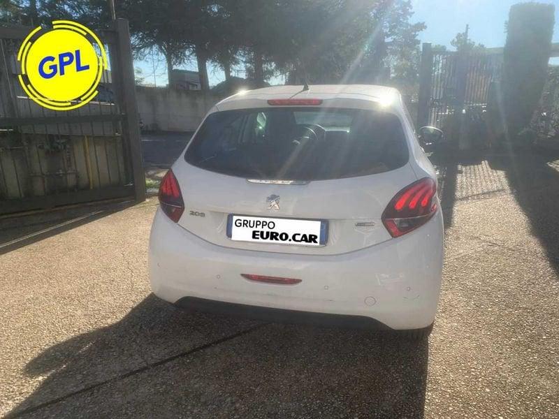 Peugeot 208 PureTech 82 3p. GPL Access