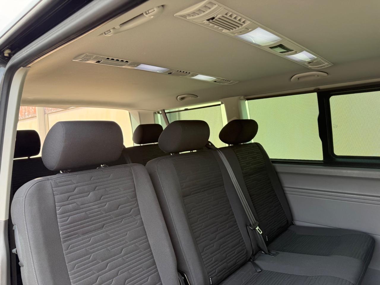 Volkswagen Caravelle 2.0 TDI 150CV DSG Cruise 9Posti