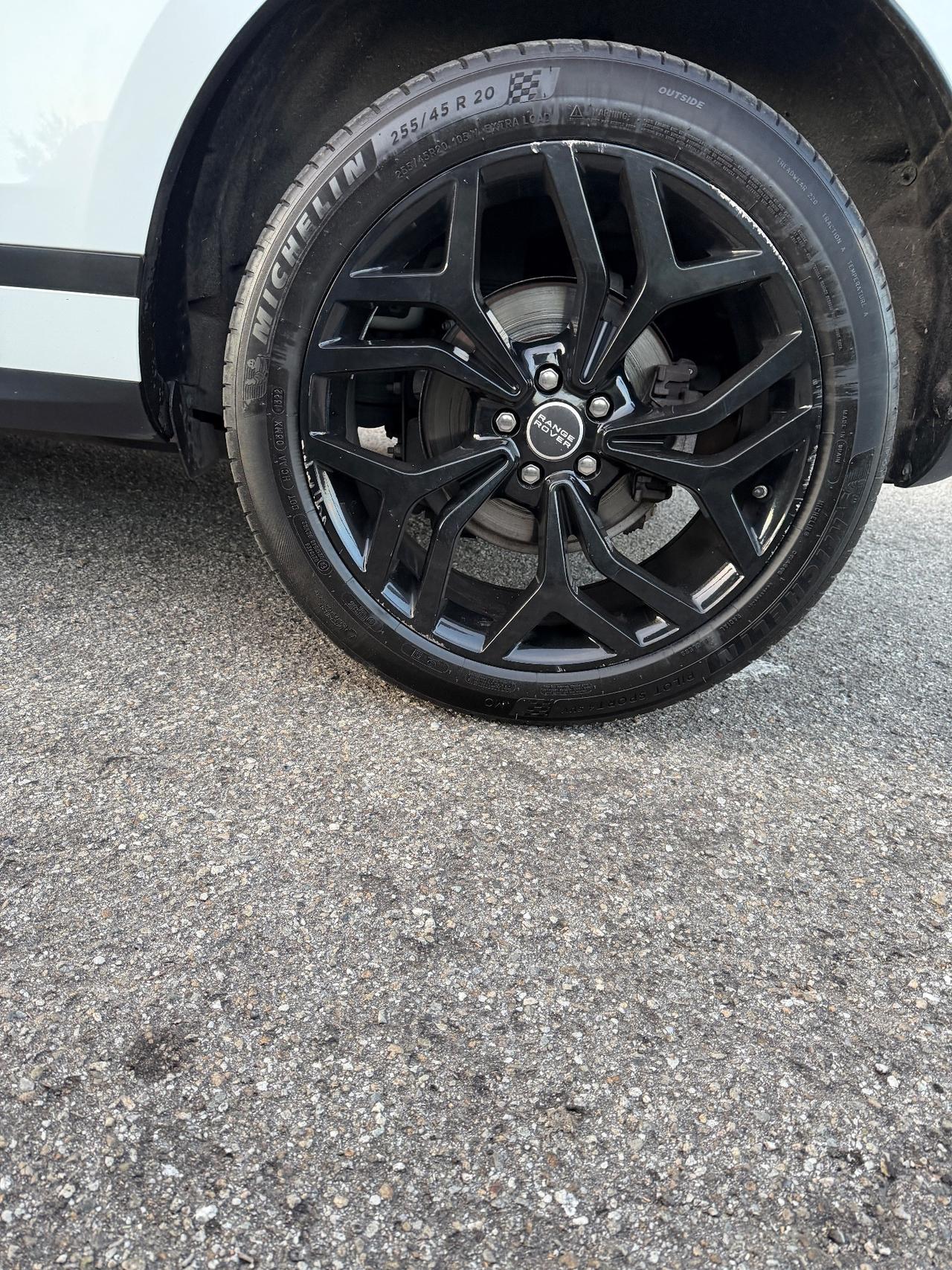 Land Rover Range Evoque 2.0D 150 CV CATENA APPENA FATTA