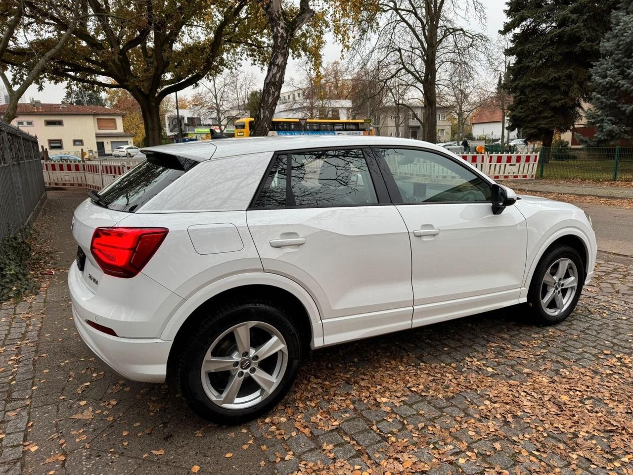 Audi Q2 30 TDI S tronic Business Design