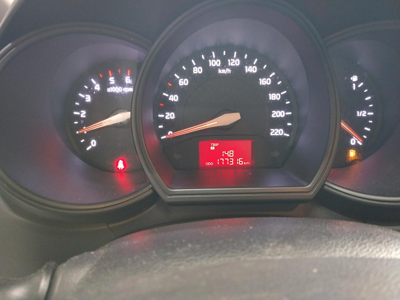 Kia Rio 1.1 diesel 75 CV 2013 CON GARANZIA