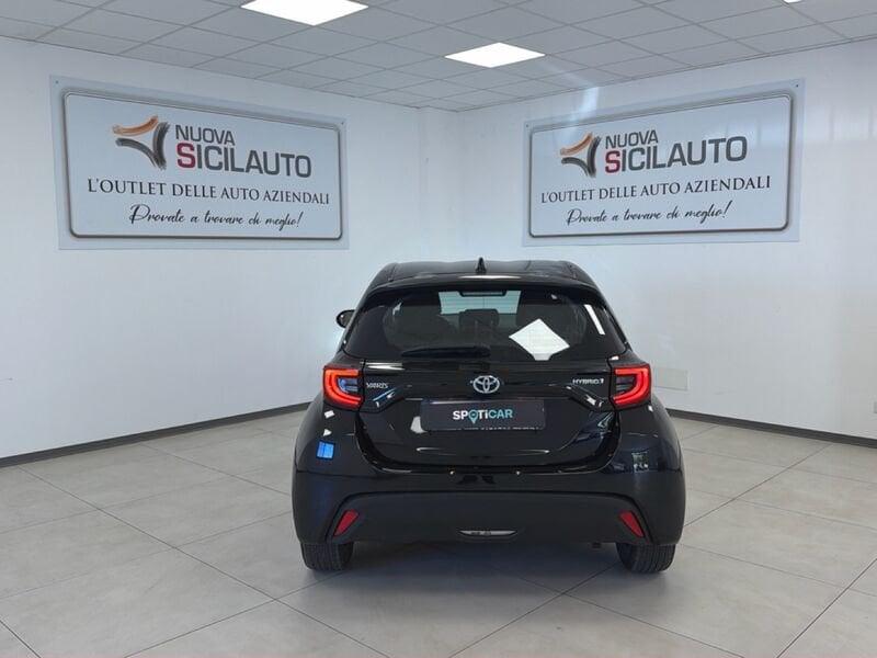 Toyota Yaris Hybrid Trend MY22