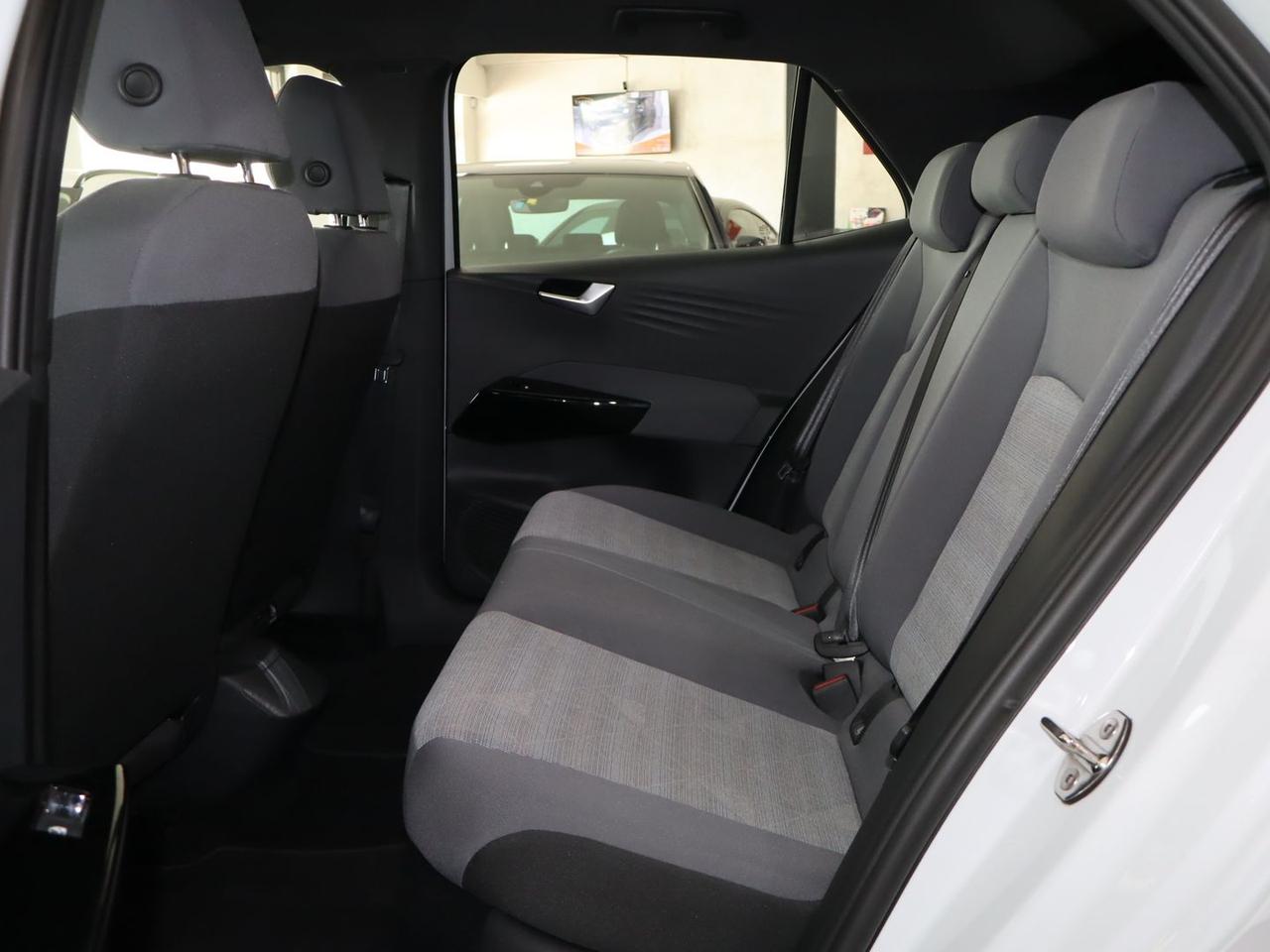 Volkswagen ID.3 Edition Plus Pro 59 kWh #11127