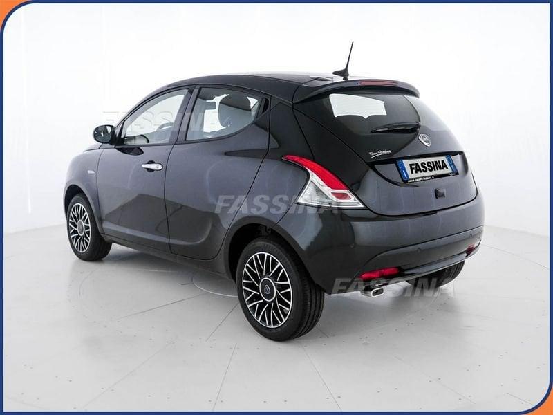 Lancia Ypsilon Ypsilon 1.0 firefly hybrid Platino s&s 70cv