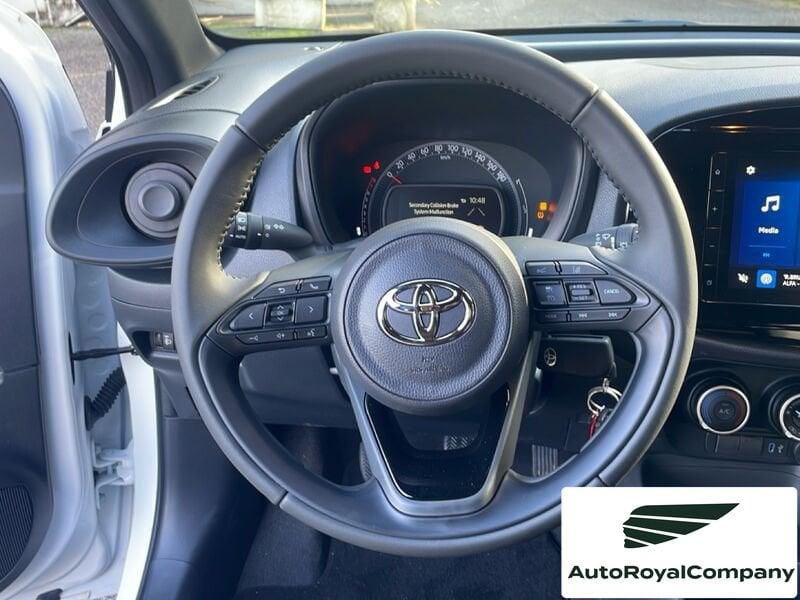 Toyota Aygo X Aygo X 1.0 VVT-i 72 CV 5 porte Active KM0 LEGGERE DESCRIZIONE