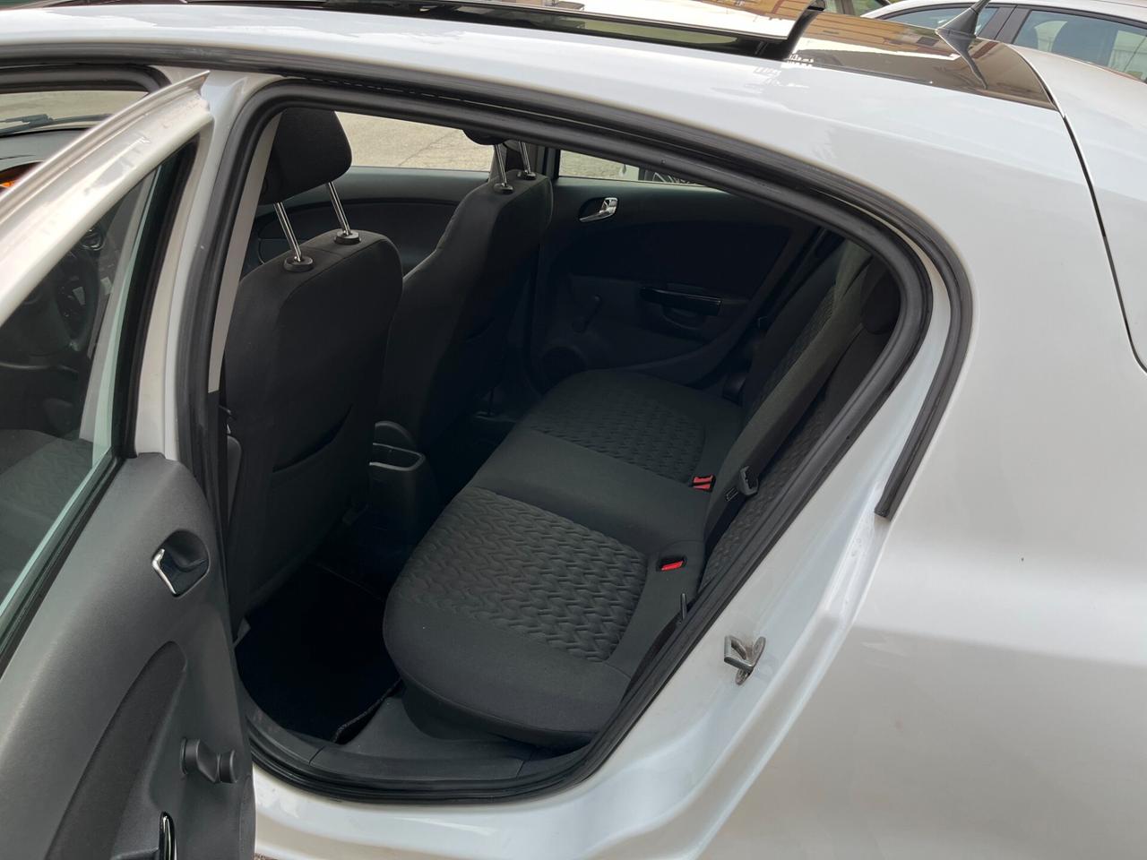 Opel Corsa 1.2 85CV 5 porte GPL-TECH Edition