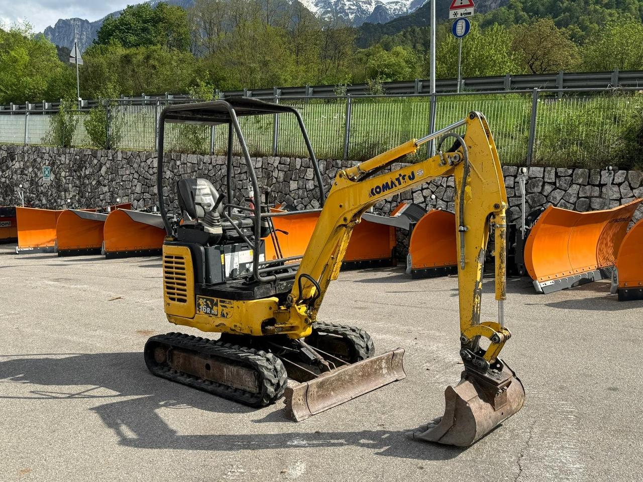 Miniescavatore Komatsu PC 16