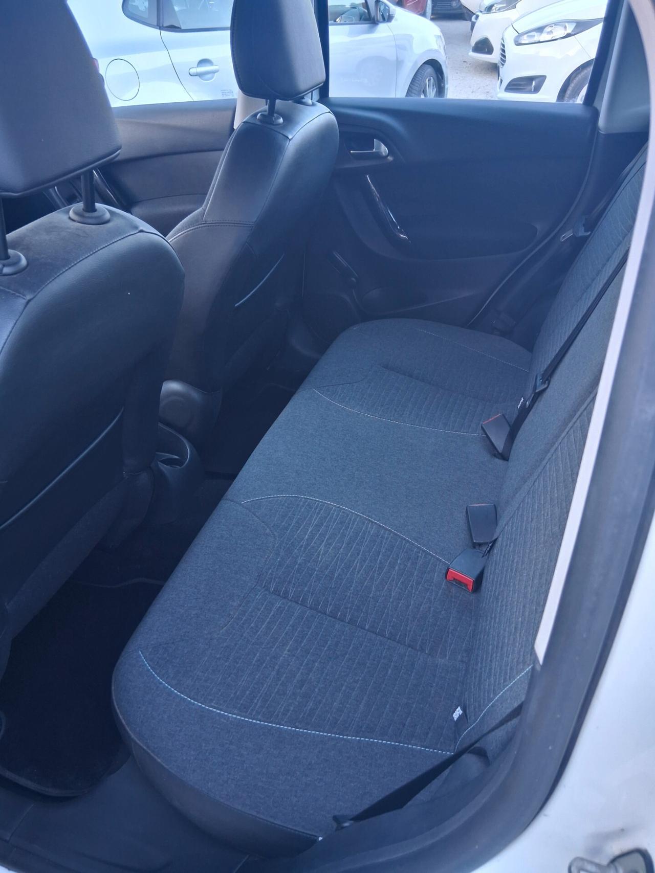 Citroen C3 PureTech 82 Live Edition