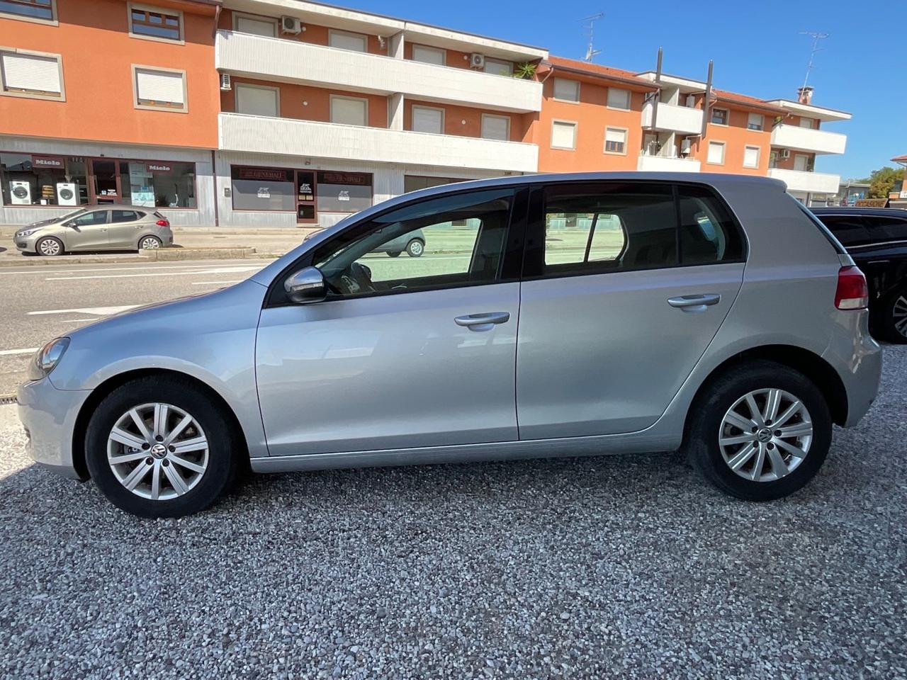Volkswagen Golf Business 1.6 TDI 5p. Highline