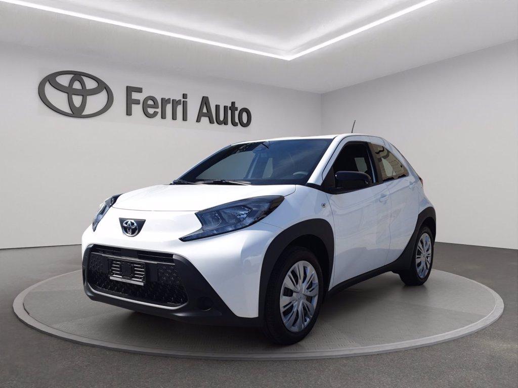 TOYOTA Aygo X 1.0 Active 72cv del 2025