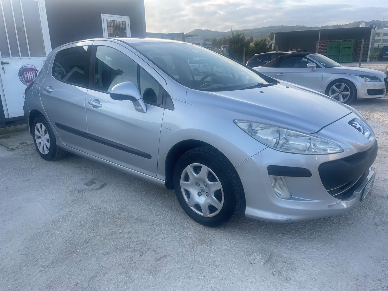 Peugeot 308 1.6 HDi 90CV FAP 5p. Comfort