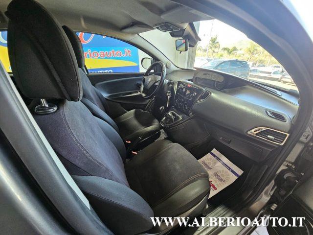 LANCIA Ypsilon 1.3 MJT 16V 95 CV 5 porte S&S Silver